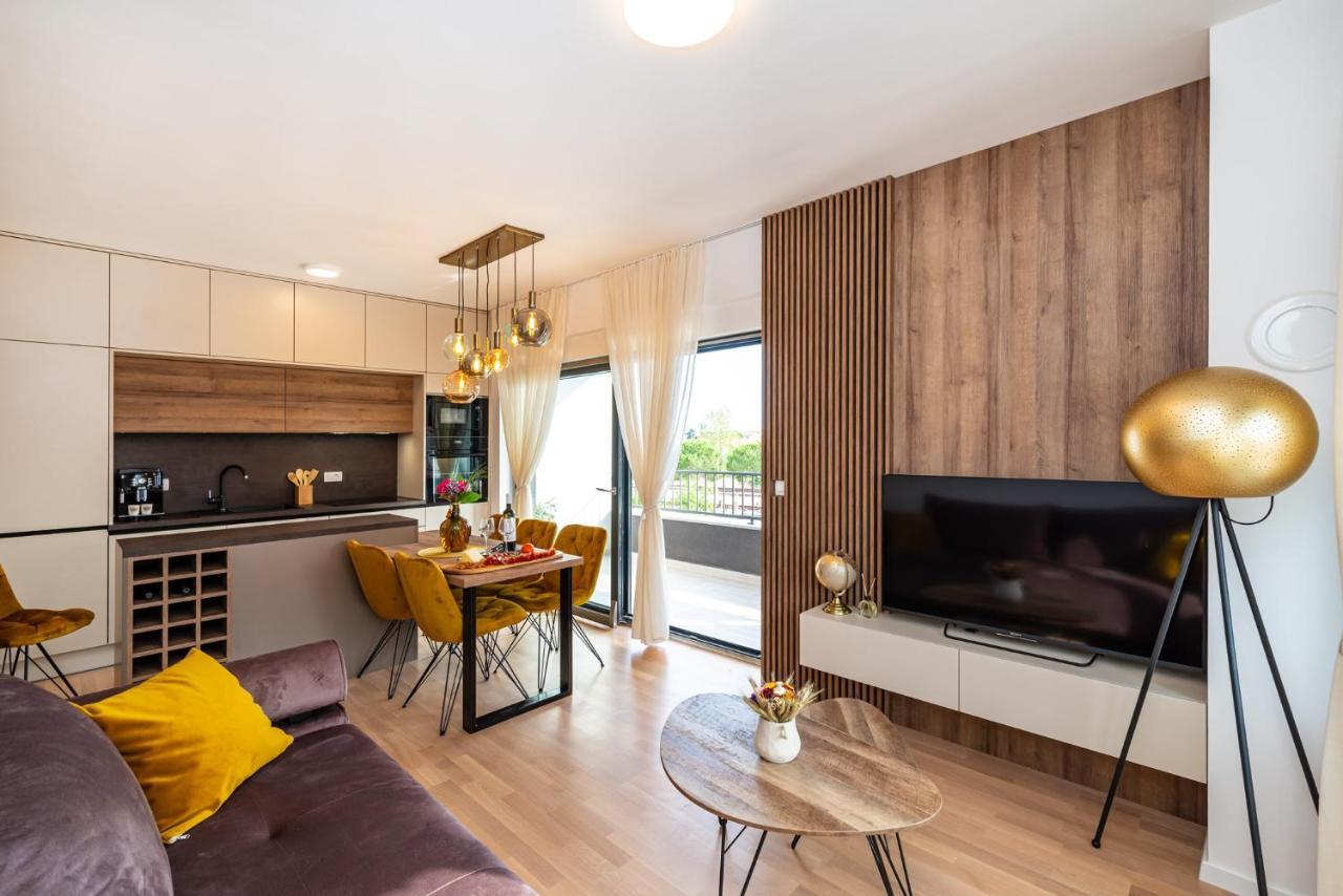 Panorama Deluxe Apartment زادار المظهر الخارجي الصورة